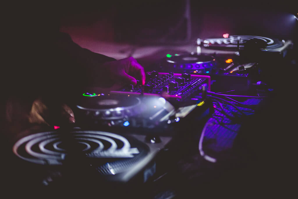 7 Things You Should Know Before Becoming A DJ